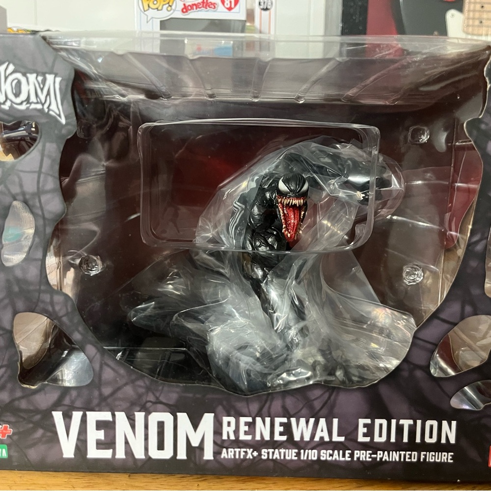 Marvel Venom-Renewal Edition- New In Box - Picture 2 of 4